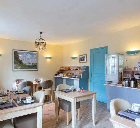 Petit-déjeuner à l'Hôtel La Mère Hamard, Touraine